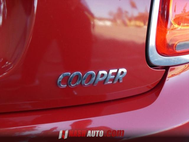 2017 MINI Hardtop Cooper