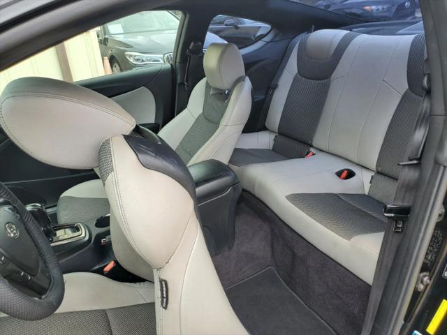 2014 Hyundai Genesis Coupe 2.0T Premium