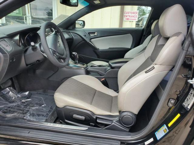 2014 Hyundai Genesis Coupe 2.0T Premium