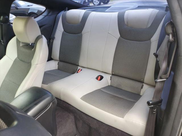 2014 Hyundai Genesis Coupe 2.0T Premium