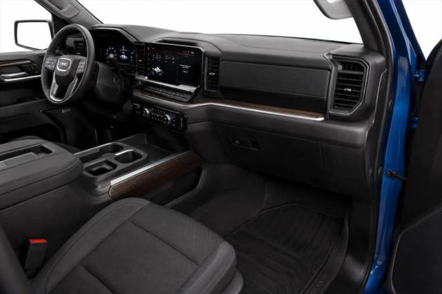 2023 GMC Sierra 1500 4WD Crew Cab Short Box Elevation with 3VL