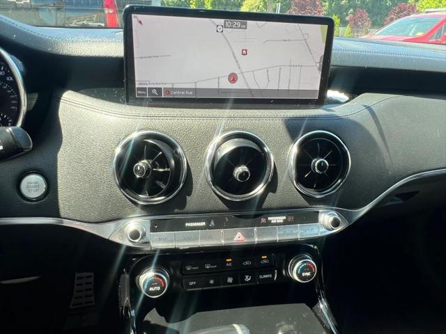 2022 Kia Stinger GT-Line