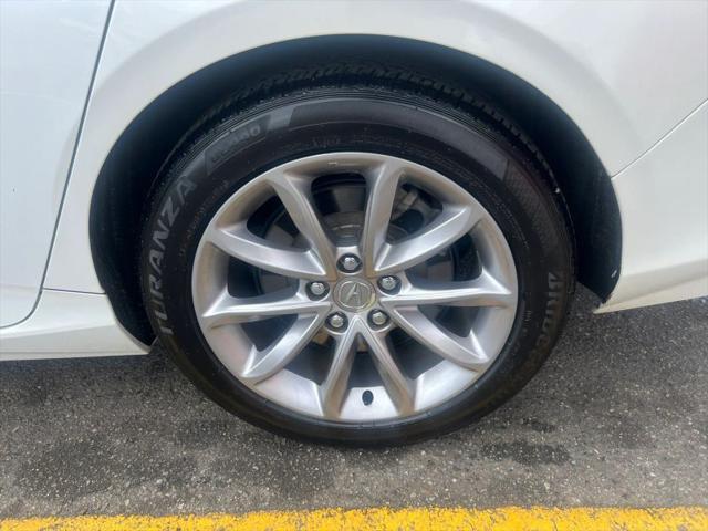 2023 Acura TLX Standard