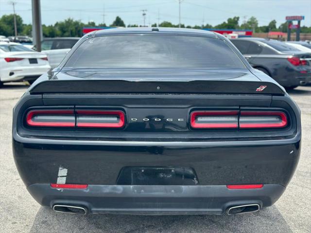 2019 Dodge Challenger SXT AWD