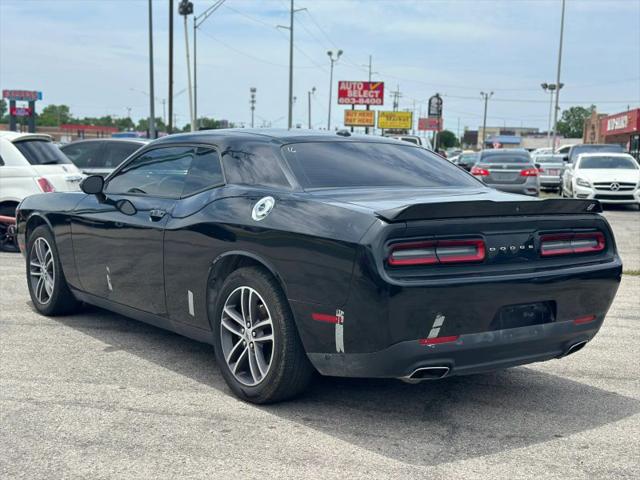2019 Dodge Challenger SXT AWD