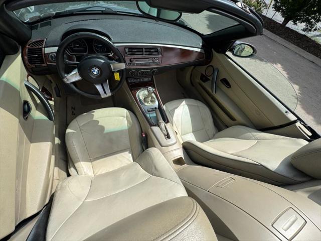 2003 BMW Z4 2.5i