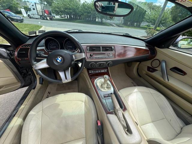 2003 BMW Z4 2.5i
