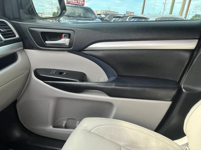 2017 Toyota Highlander LE