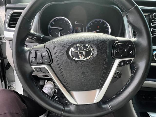 2017 Toyota Highlander LE