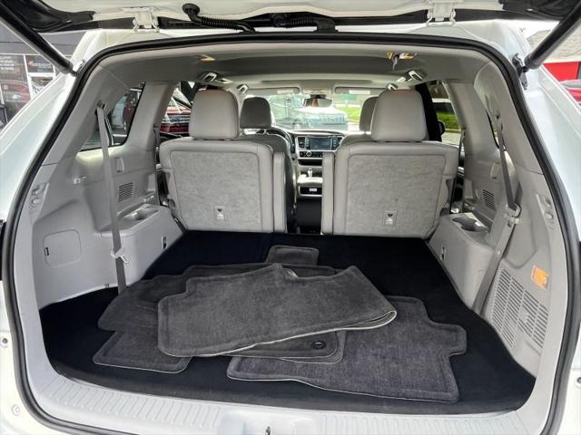 2017 Toyota Highlander LE