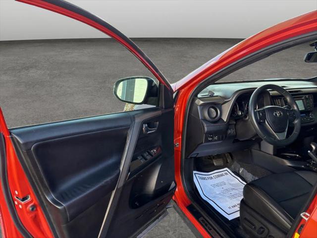 2016 Toyota RAV4 SE