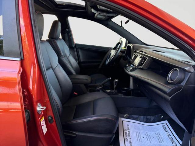 2016 Toyota RAV4 SE