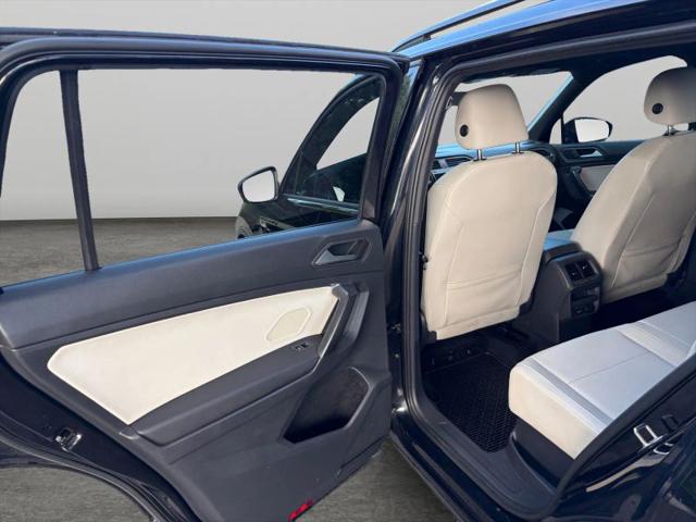 2021 Volkswagen Tiguan 2.0T SE R-Line Black