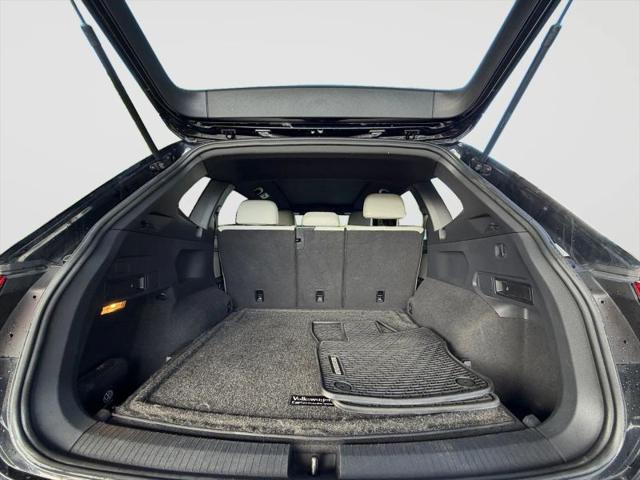2021 Volkswagen Tiguan 2.0T SE R-Line Black
