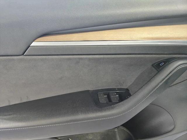2022 Tesla Model 3 Rear-Wheel Drive
