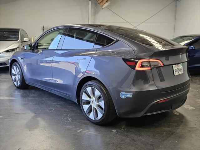 2021 Tesla Model Y Standard Range Rear-Wheel Drive