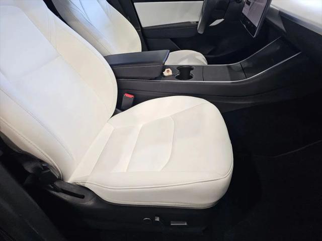 2021 Tesla Model Y Standard Range Rear-Wheel Drive