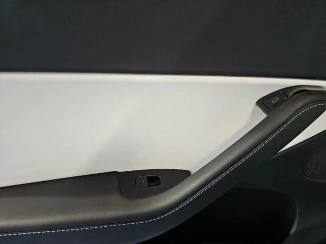 2021 Tesla Model Y Standard Range Rear-Wheel Drive