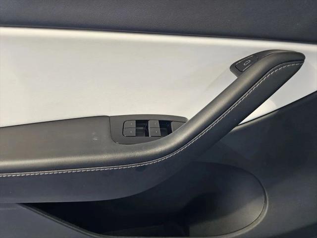 2021 Tesla Model Y Standard Range Rear-Wheel Drive
