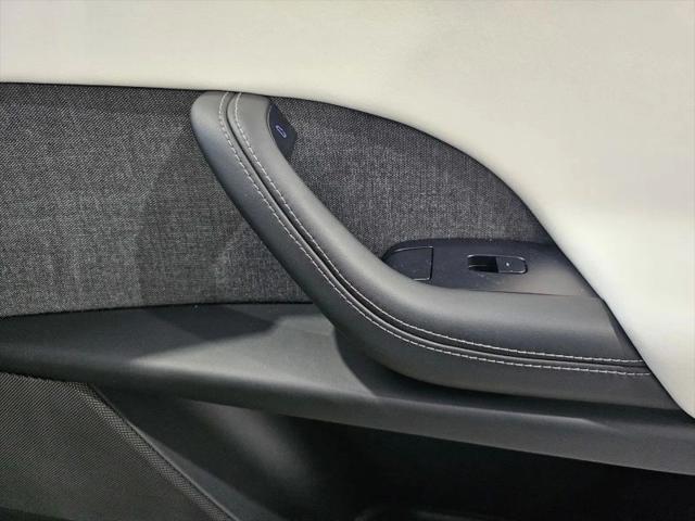 2022 Tesla Model X Plaid Tri Motor All-Wheel Drive