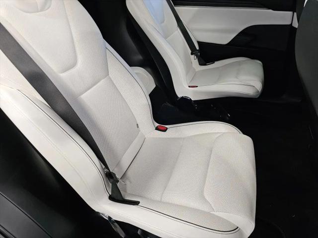 2022 Tesla Model X Plaid Tri Motor All-Wheel Drive