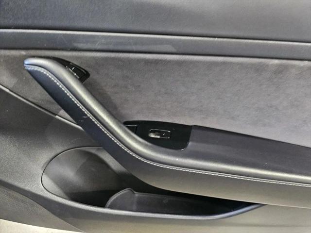 2020 Tesla Model 3 Standard Range Rear-Wheel Drive