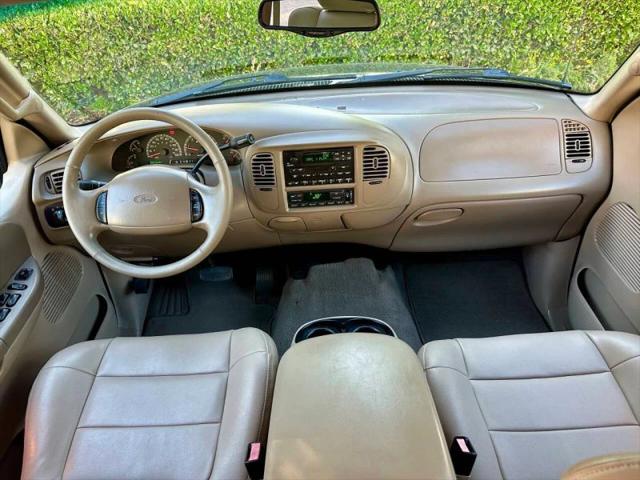 2002 Ford F-150 Base