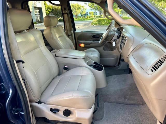 2002 Ford F-150 Base