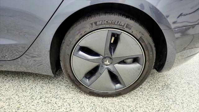 2020 Tesla Model 3 Standard Range Rear-Wheel Drive