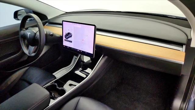 2020 Tesla Model 3 Standard Range Rear-Wheel Drive