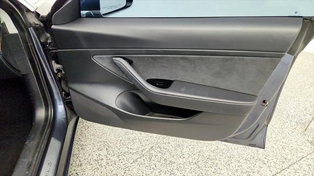 2020 Tesla Model 3 Standard Range Rear-Wheel Drive