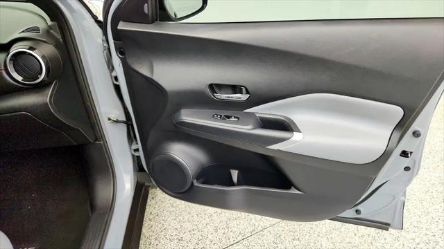 2024 Nissan Kicks SR Xtronic CVT