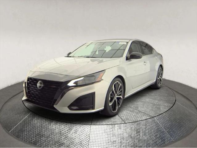 2023 Nissan Altima SR FWD
