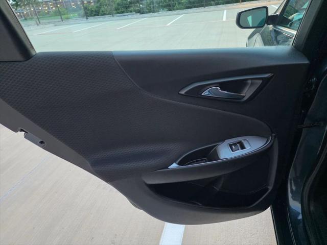 2021 Chevrolet Malibu FWD 1FL