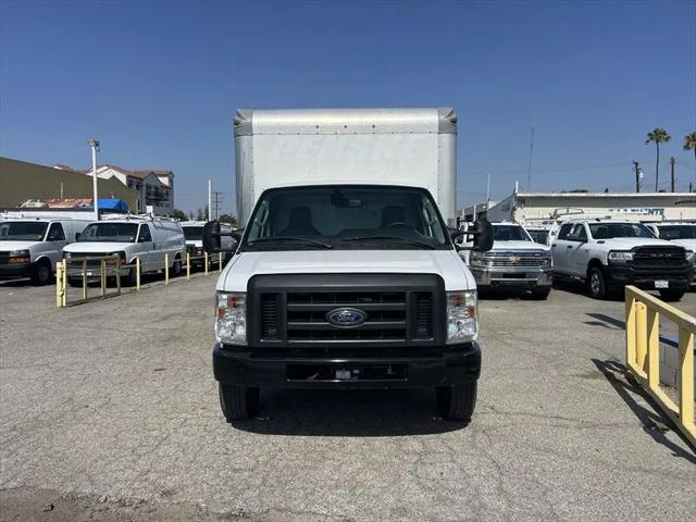 2022 Ford E-350 Cutaway Base
