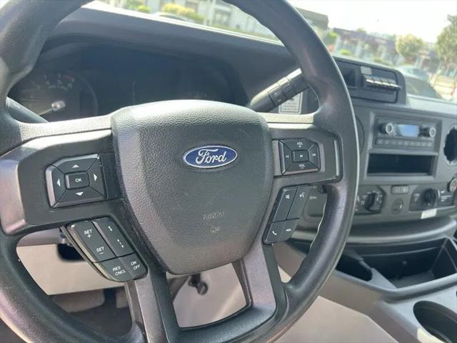 2022 Ford E-350 Cutaway Base