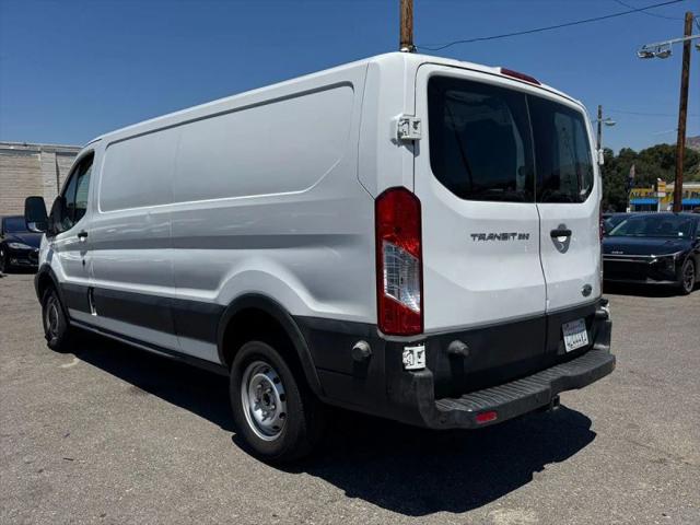 2015 Ford Transit w/Sliding Side Door