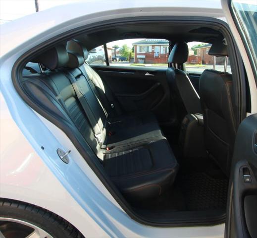 2017 Volkswagen Jetta GLI