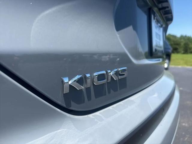 2021 Nissan Kicks SV Xtronic CVT