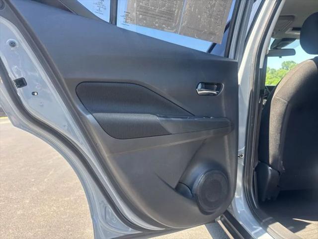 2021 Nissan Kicks SV Xtronic CVT