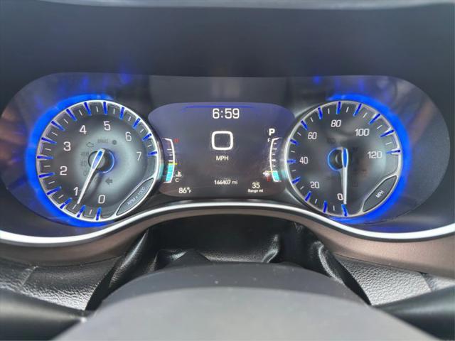 2017 Chrysler Pacifica Touring-L Plus