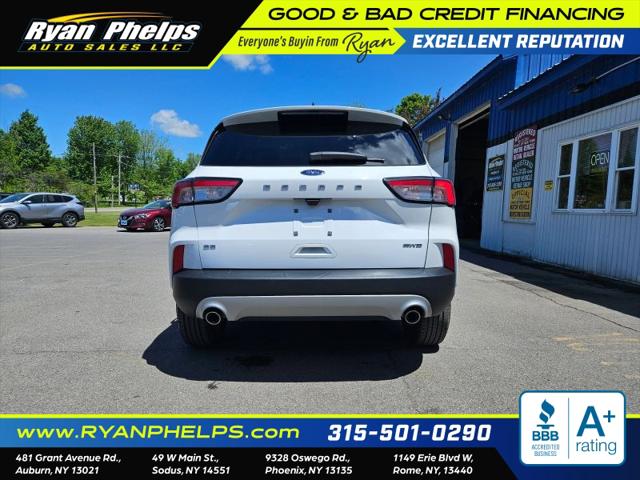2022 Ford Escape SE