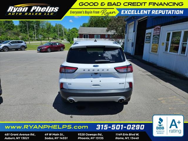 2022 Ford Escape SE