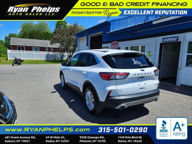 2022 Ford Escape SE