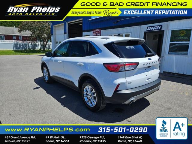 2022 Ford Escape SE