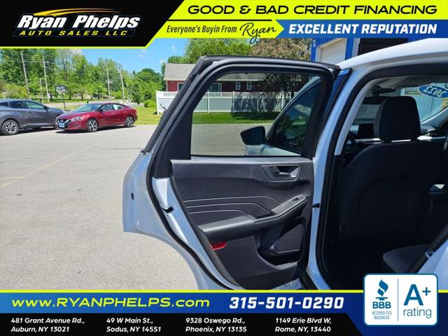 2022 Ford Escape SE