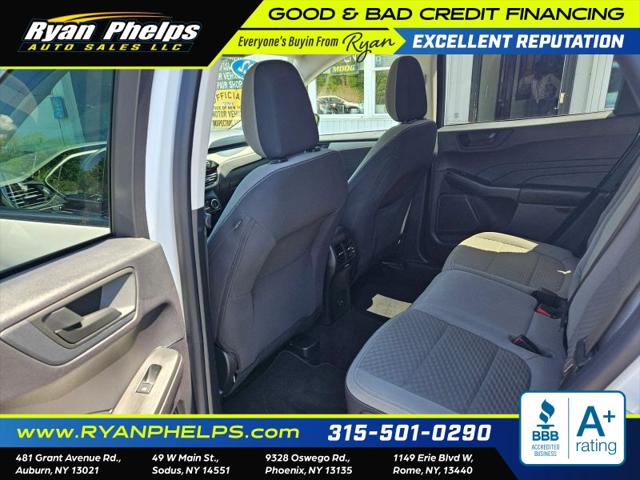 2022 Ford Escape SE