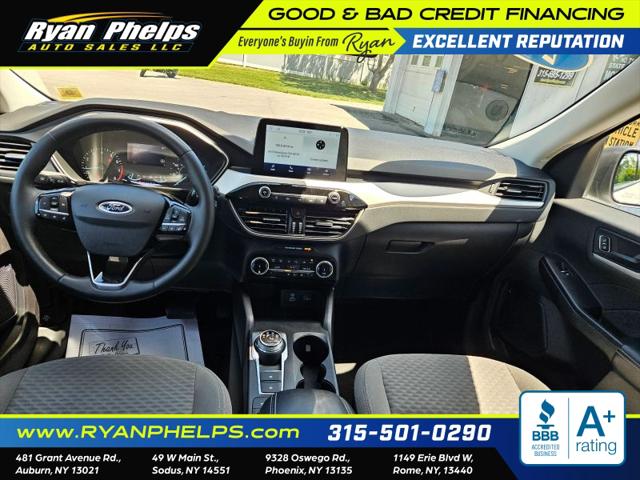 2022 Ford Escape SE