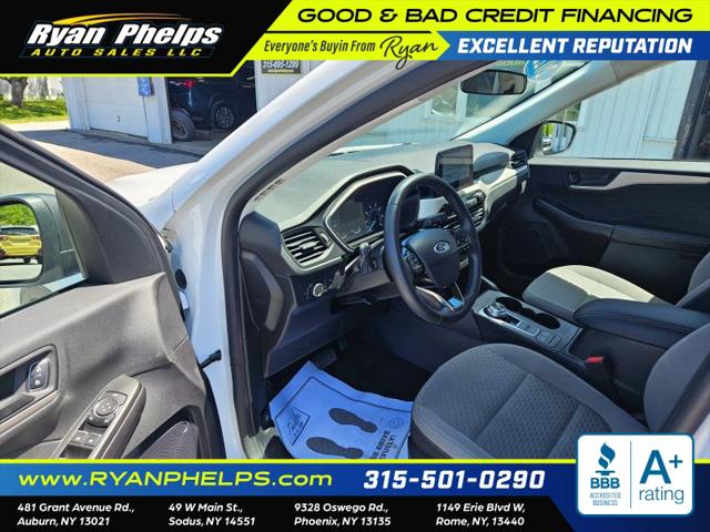 2022 Ford Escape SE