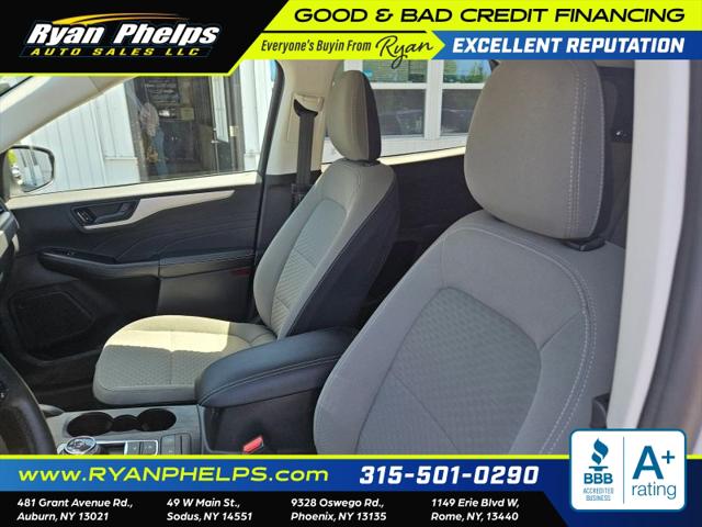 2022 Ford Escape SE